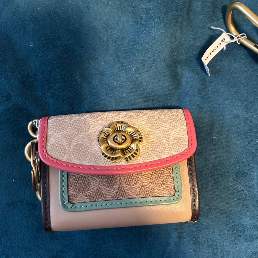 Parker bag charm coin purse 4’’ long x 3’’ tall